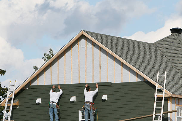 Professional Siding Replacement technician working in Drewryville, VA